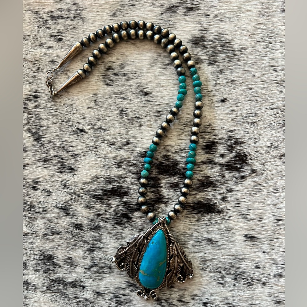 Turquoise and Navajo pearls necklace